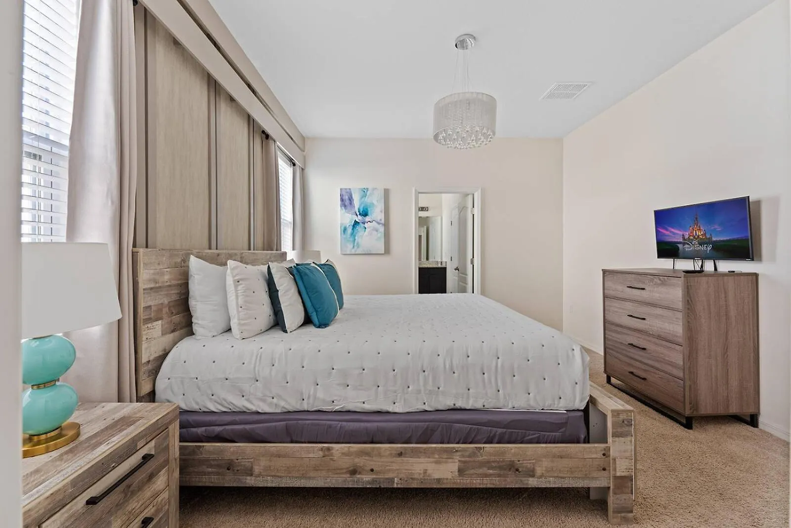 Sleeps 16 Guests Single Family 6Br Sr6047 Villa Davenport 0*,  United States