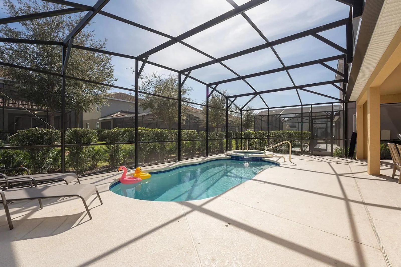 Holiday home Sleeps 16 Guests Single Family 6Br Sr6047 Villa Davenport United States
