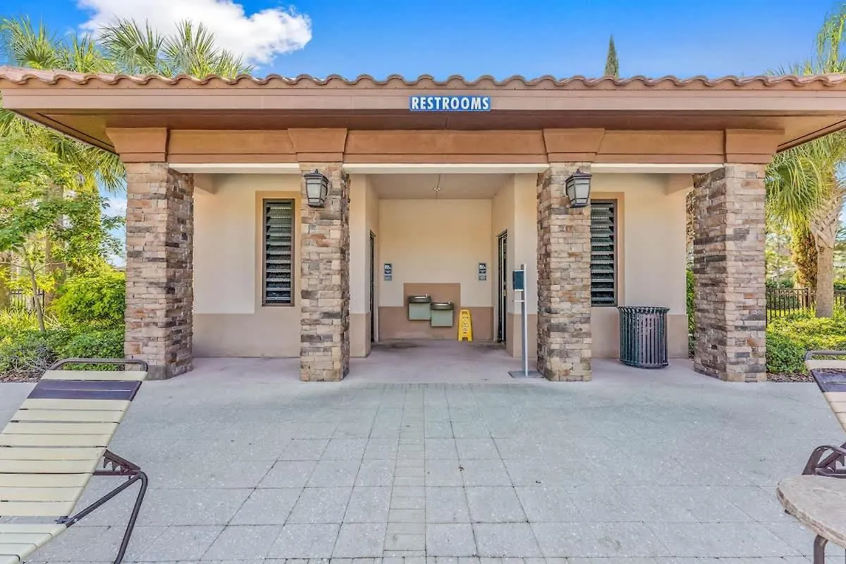 Sleeps 16 Guests Single Family 6Br Sr6047 Villa Davenport