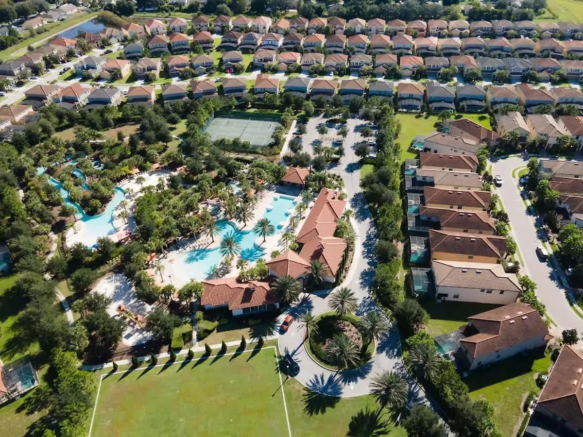 Holiday home Sleeps 16 Guests Single Family 6Br Sr6047 Villa Davenport United States