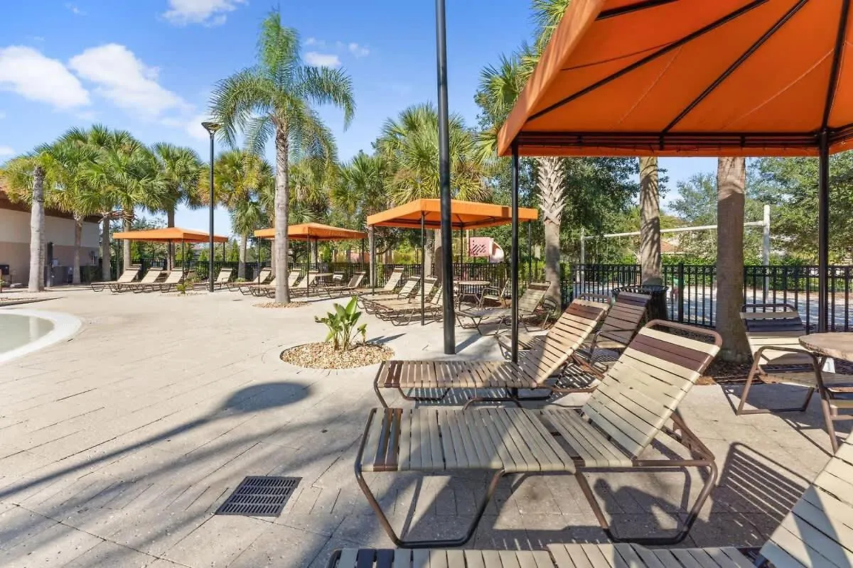 Sleeps 16 Guests Single Family 6Br Sr6047 Villa Davenport 0*,  United States