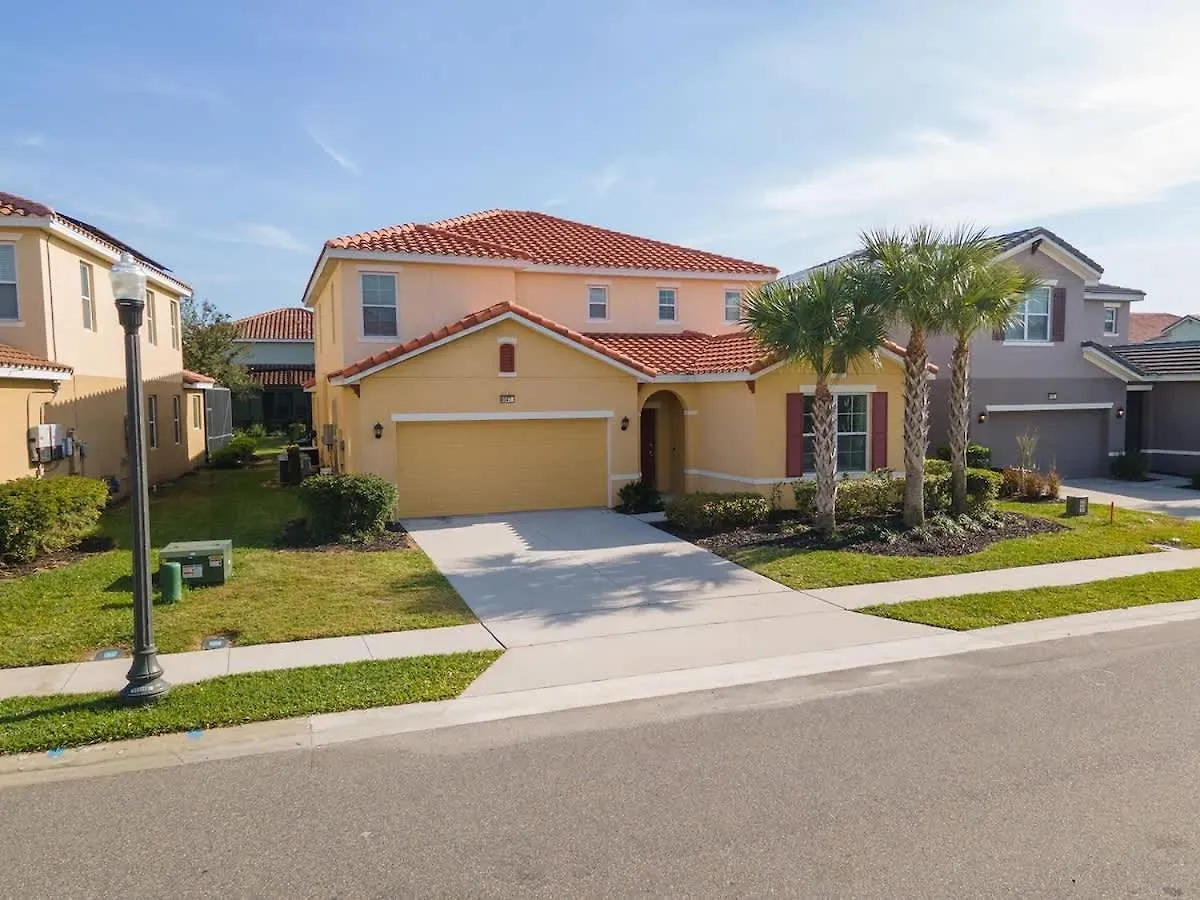 Sleeps 16 Guests Single Family 6Br Sr6047 Villa Davenport 0*,